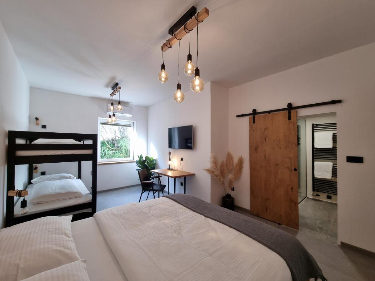 Pri Karlu Rooms & More 马里博尔 外观 照片