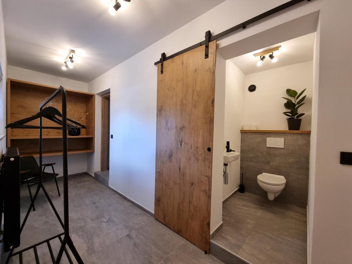 Pri Karlu Rooms & More 马里博尔 外观 照片