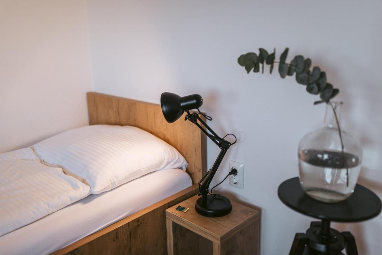Pri Karlu Rooms & More 马里博尔 外观 照片
